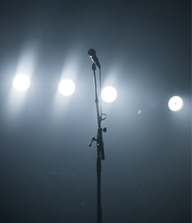 Microphone in stand